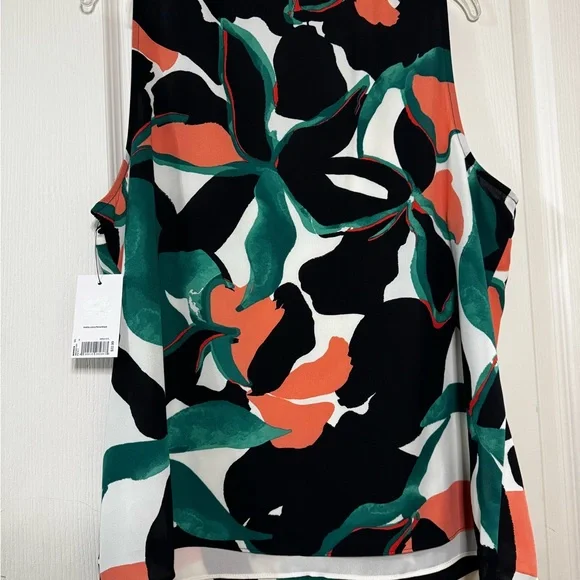 NWT Nine West Black and Green Floral Tank Top - Picture 3 of 4